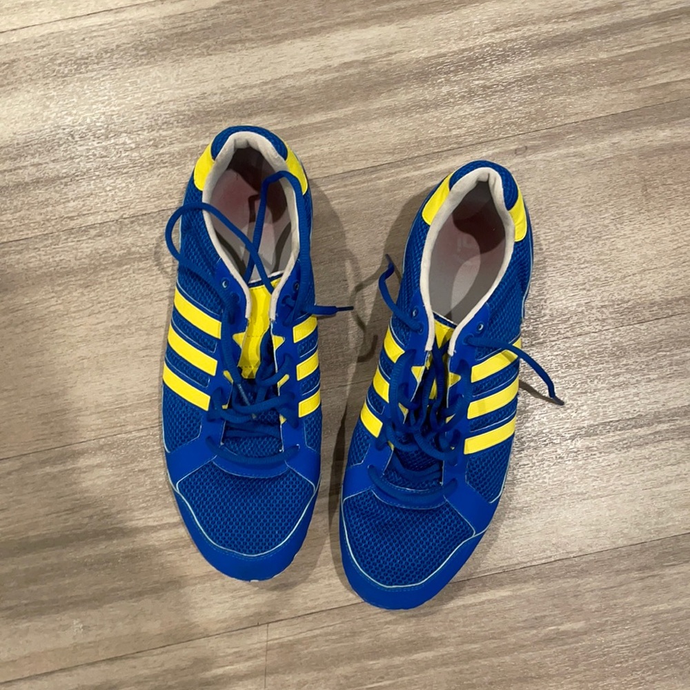 ADIDAS UCLA MI sneakers